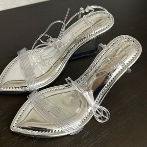 Good American Silver/Clear wedges